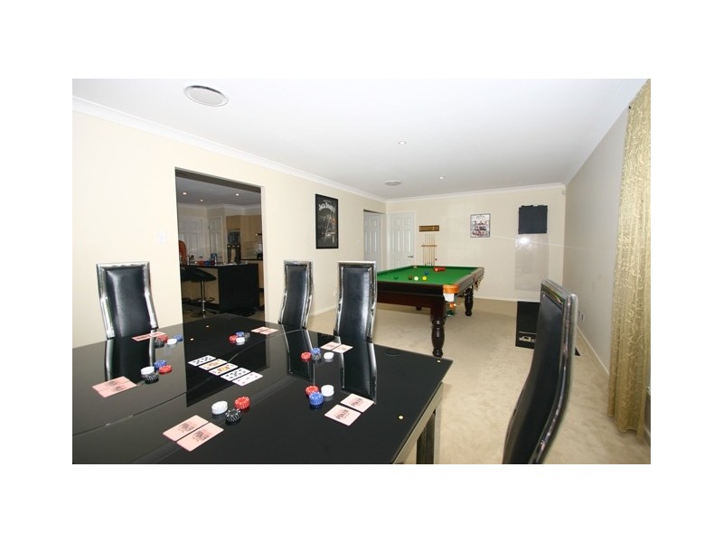 26 Brittany Drive, Oxenford QLD 4210