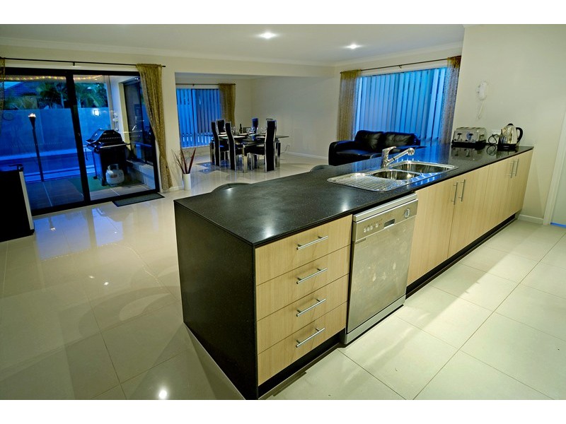 26 Brittany Drive, Oxenford QLD 4210