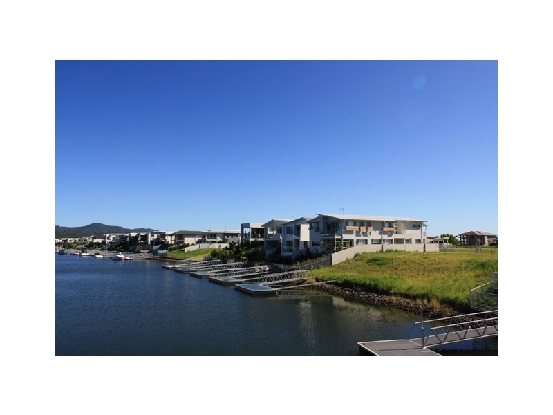 6 Quayside Drive, Helensvale QLD 4212