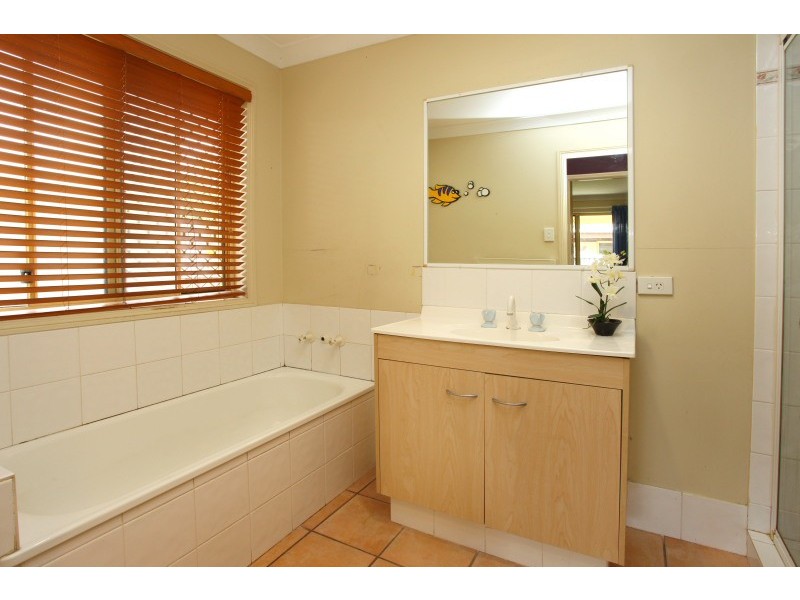 10 Cutter Court, Helensvale QLD 4212