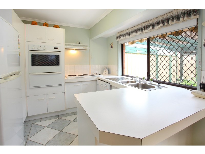 1/11 Lindfield Road, Helensvale QLD 4212