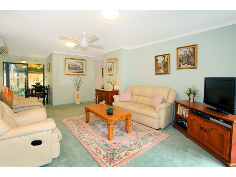 1/11 Lindfield Road, Helensvale QLD 4212