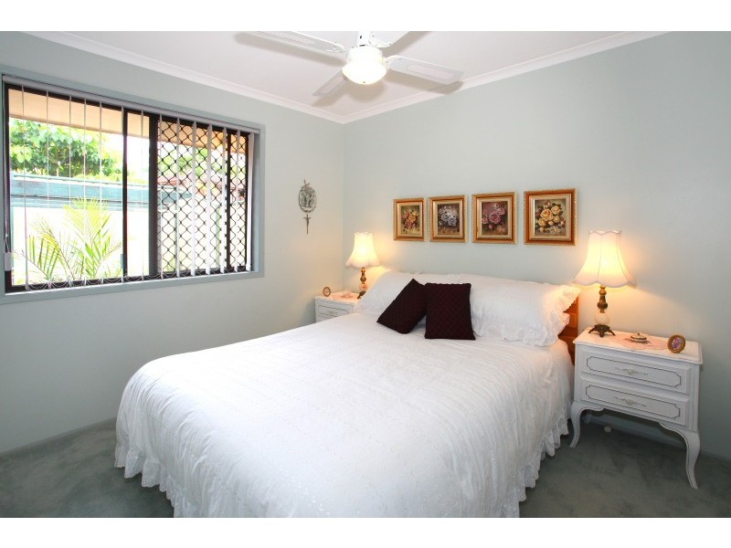 1/11 Lindfield Road, Helensvale QLD 4212