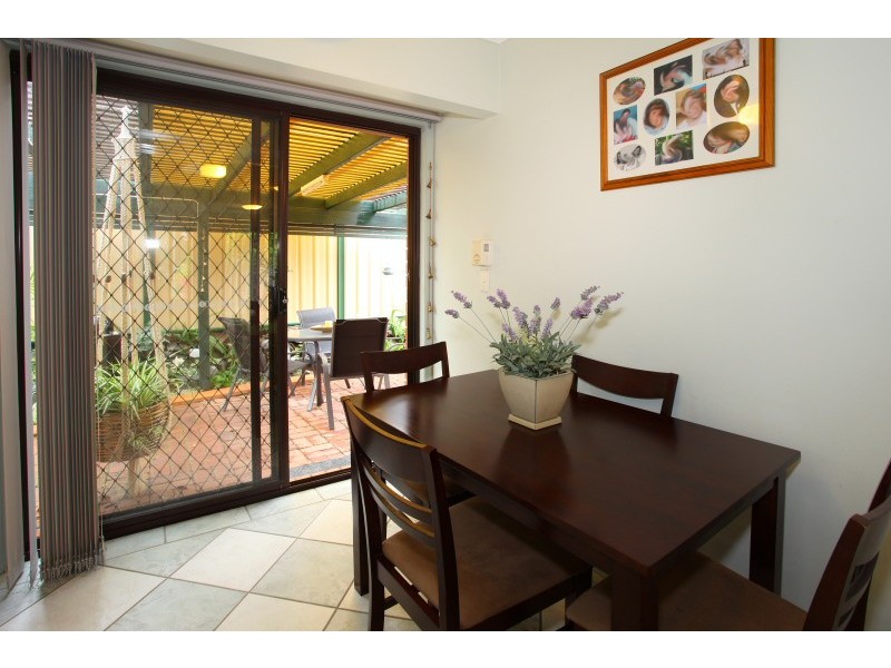 1/11 Lindfield Road, Helensvale QLD 4212