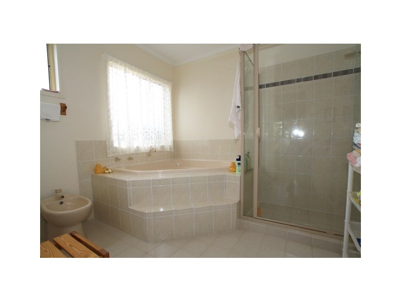 30 Maloney Crescent, Maudsland QLD 4210