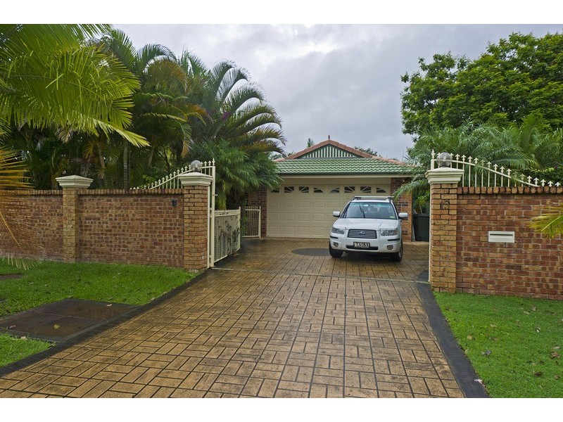 15 Arlene Park, Monterey Keys QLD 4212
