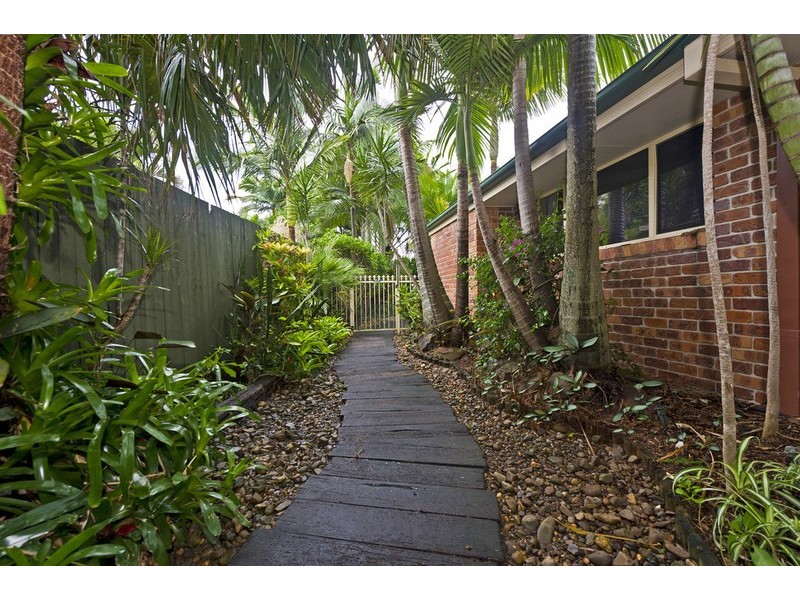 15 Arlene Park, Monterey Keys QLD 4212