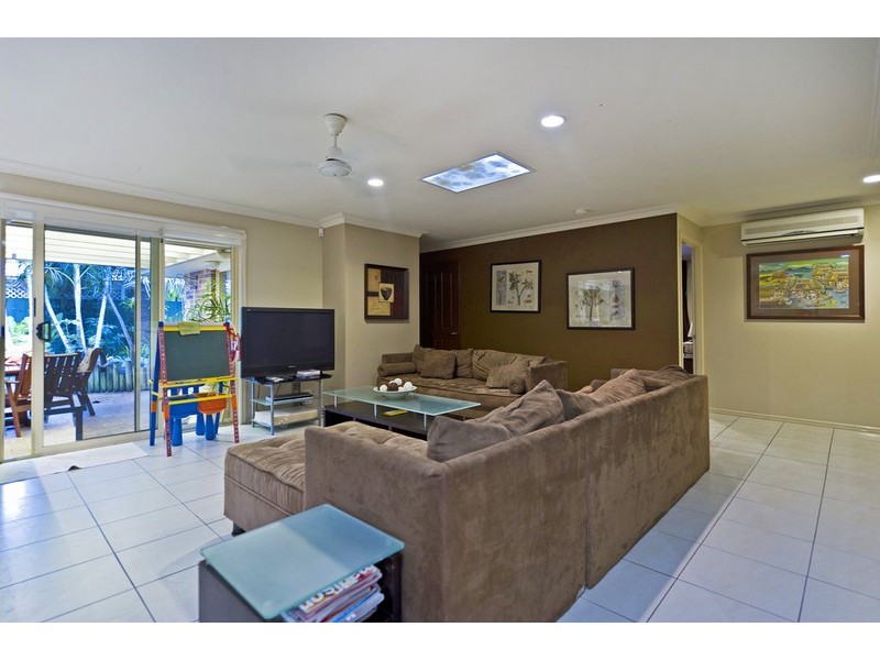 15 Arlene Park, Monterey Keys QLD 4212