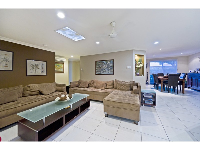 15 Arlene Park, Monterey Keys QLD 4212