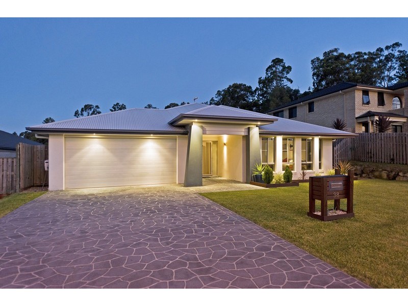 38 Wunburra Circle, Pacific Pines QLD 4211