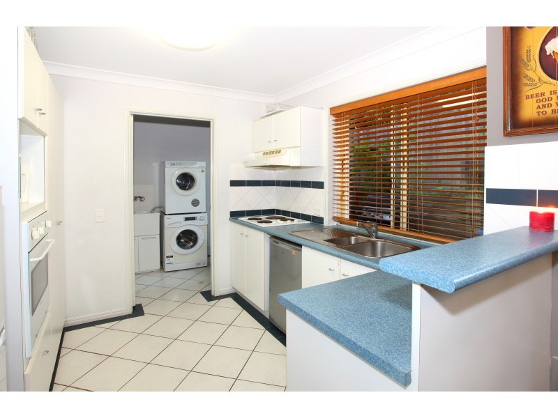 21/18 Discovery Drive, Helensvale QLD 4212