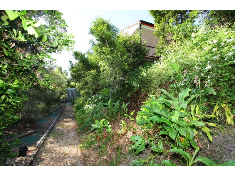 28 Midway Terrace, Pacific Pines QLD 4211