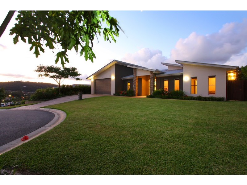 44 Gerard Street, Pacific Pines QLD 4211