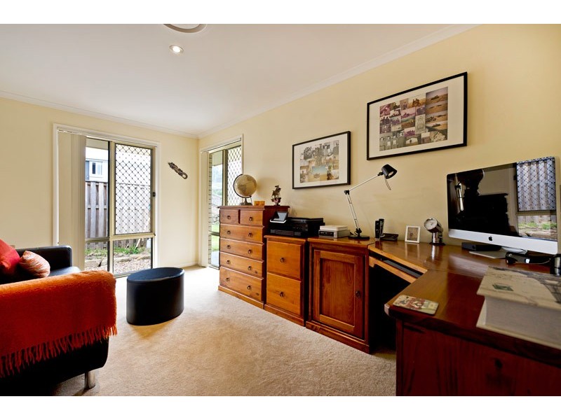 20 Bimberi Row, Pacific Pines QLD 4211