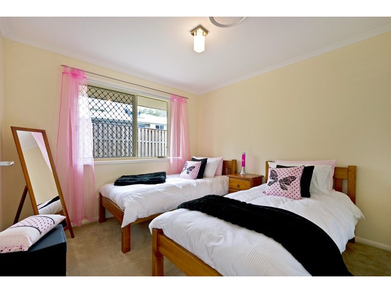 20 Bimberi Row, Pacific Pines QLD 4211