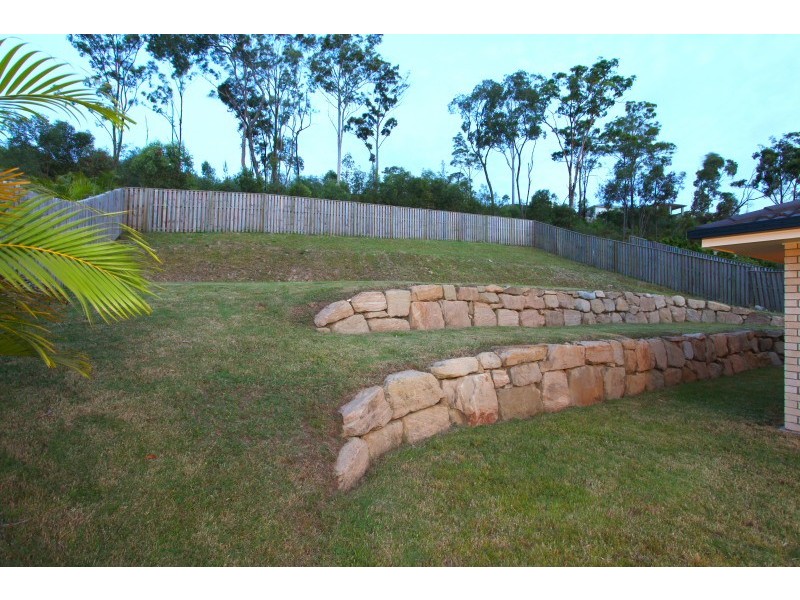 20 Bimberi Row, Pacific Pines QLD 4211