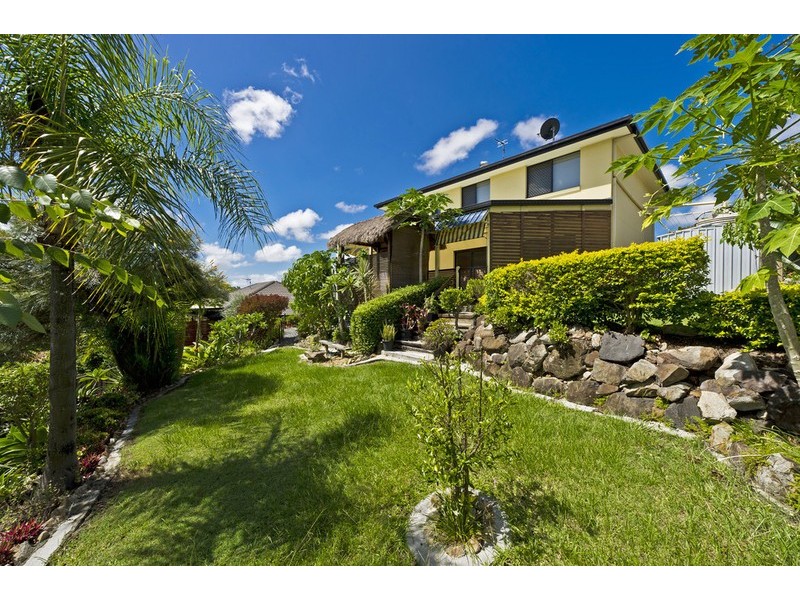 21 Hatutu Street, Pacific Pines QLD 4211