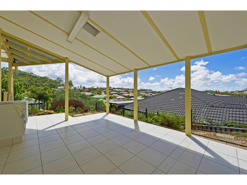 21 Hatutu Street, Pacific Pines QLD 4211
