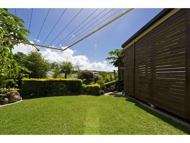 21 Hatutu Street, Pacific Pines QLD 4211