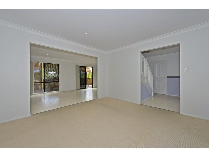 21 Hatutu Street, Pacific Pines QLD 4211