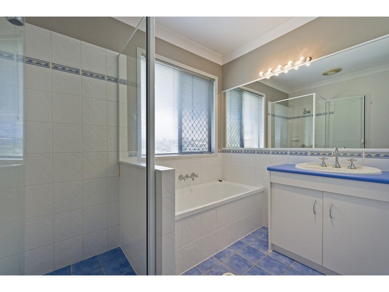 21 Hatutu Street, Pacific Pines QLD 4211