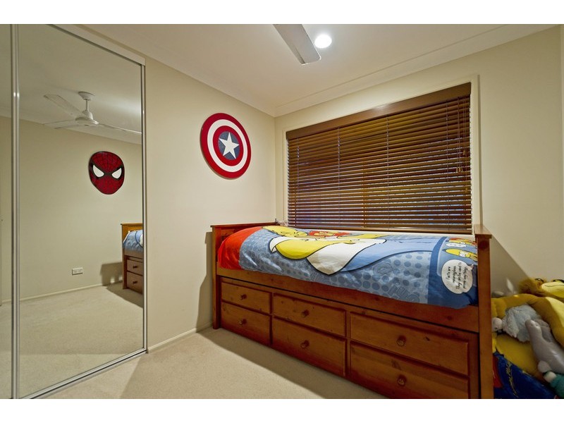 152 Mildura Drive, Helensvale QLD 4212