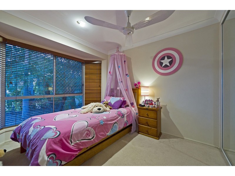 152 Mildura Drive, Helensvale QLD 4212