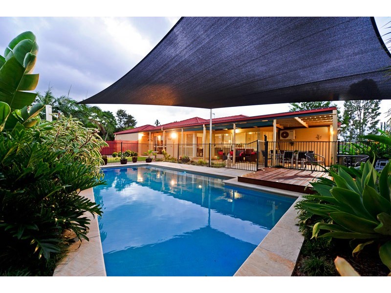 32 Blueash Crescent, Oxenford QLD 4210