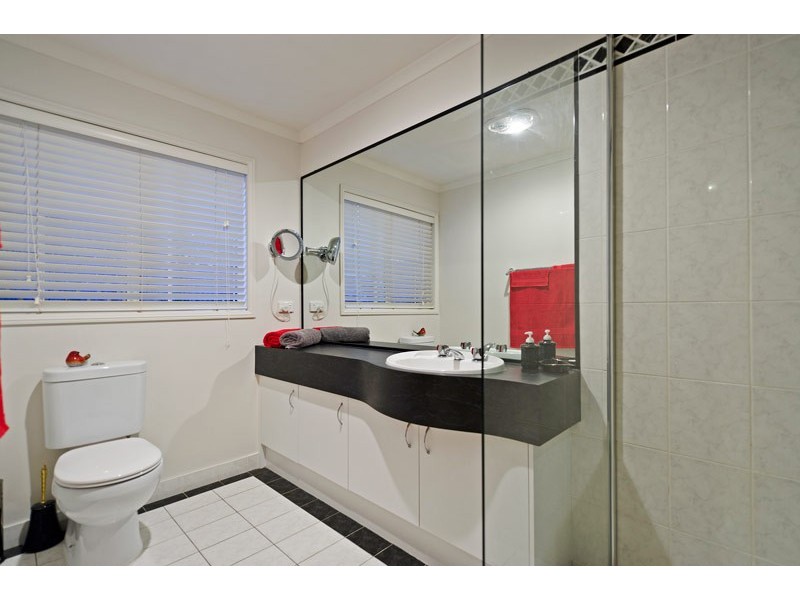 32 Blueash Crescent, Oxenford QLD 4210