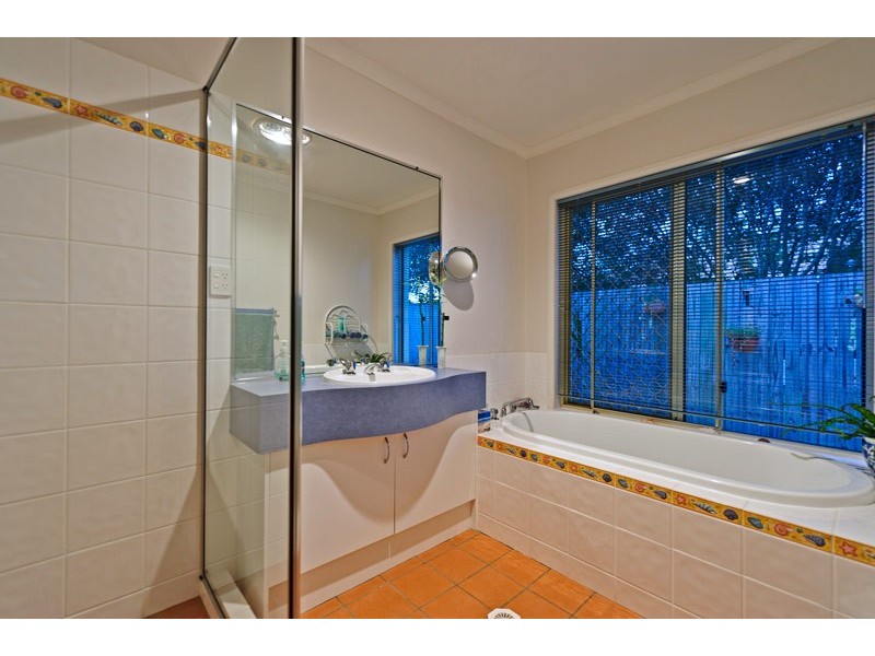 32 Blueash Crescent, Oxenford QLD 4210