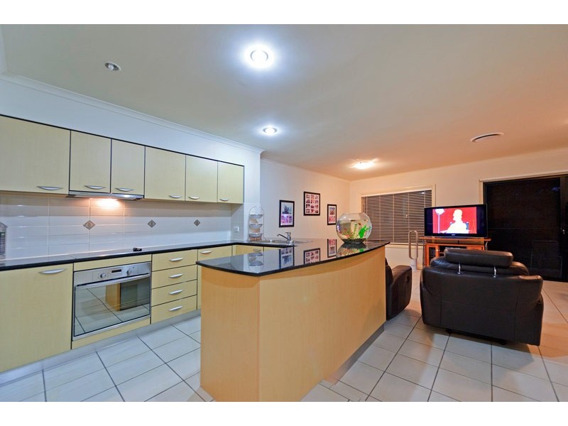 8853 Magnolia Drive East, Hope Island QLD 4212