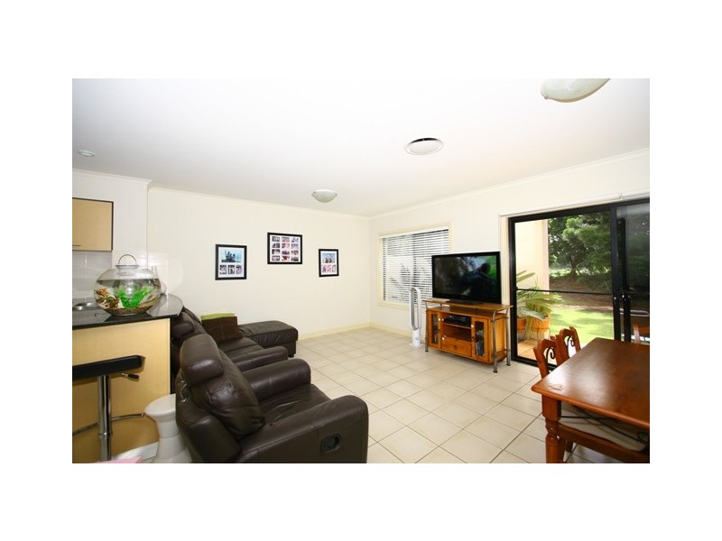 8853 Magnolia Drive East, Hope Island QLD 4212