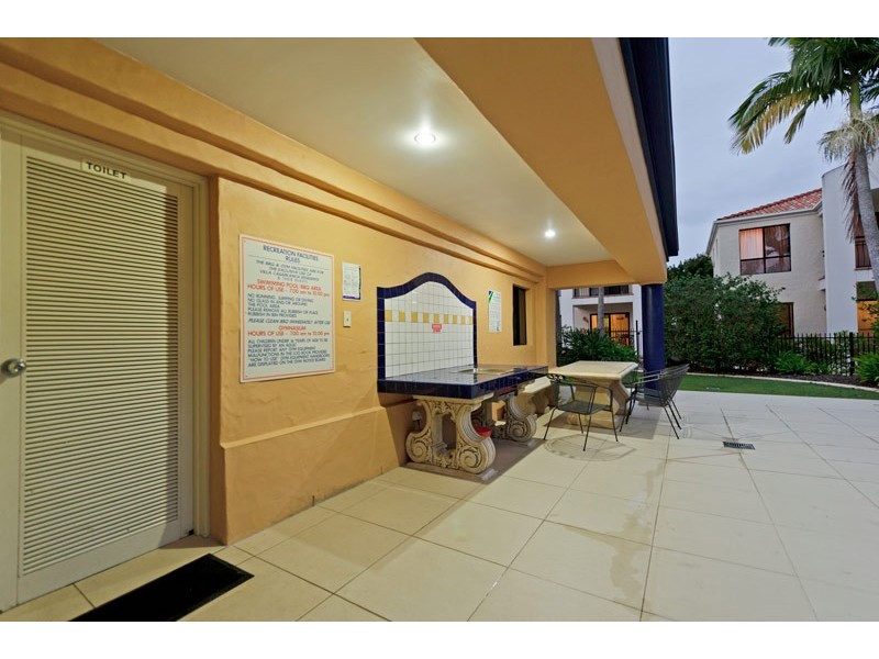 8853 Magnolia Drive East, Hope Island QLD 4212