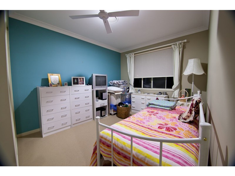 51 Laughlen Chase, Pacific Pines QLD 4211