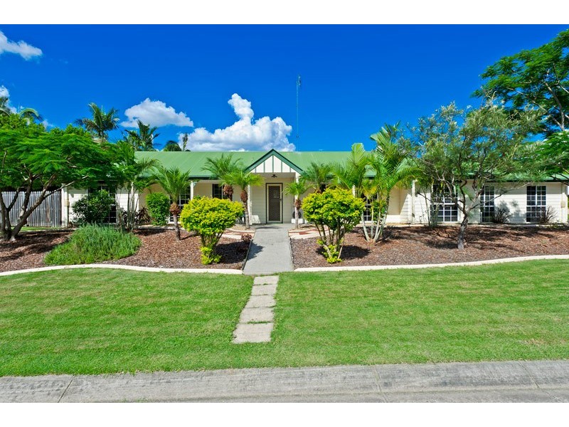 2 Hillgrove Court, Oxenford QLD 4210