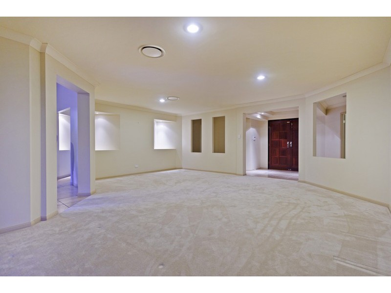 42 Keneally Street, Maudsland QLD 4210