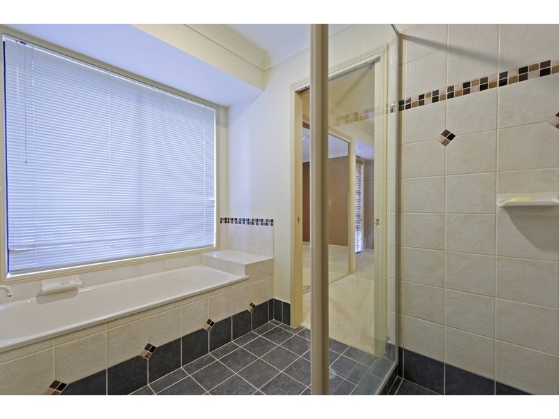 42 Keneally Street, Maudsland QLD 4210