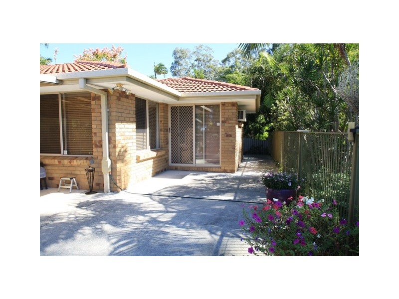 11 Tocumwal Court, Helensvale QLD 4212