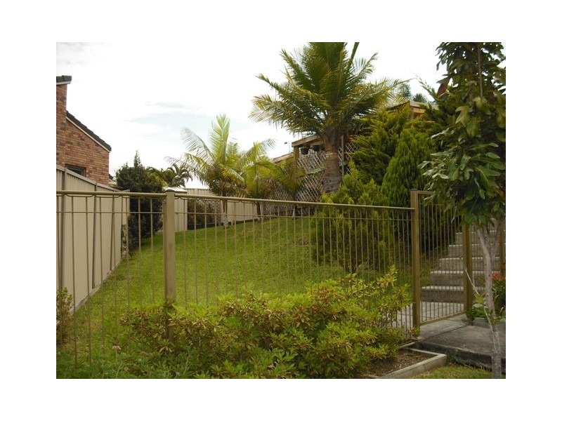 11 Tocumwal Court, Helensvale QLD 4212
