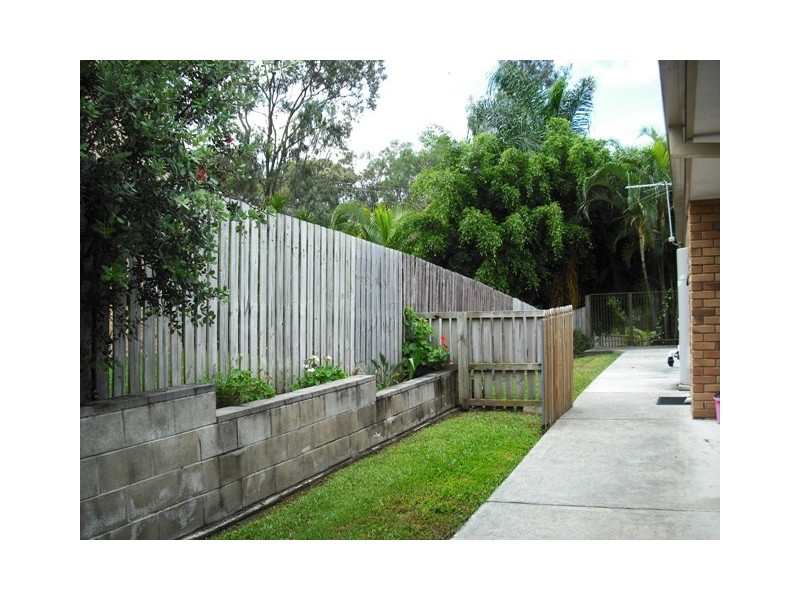 11 Tocumwal Court, Helensvale QLD 4212