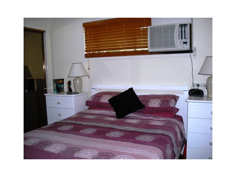 11 Tocumwal Court, Helensvale QLD 4212