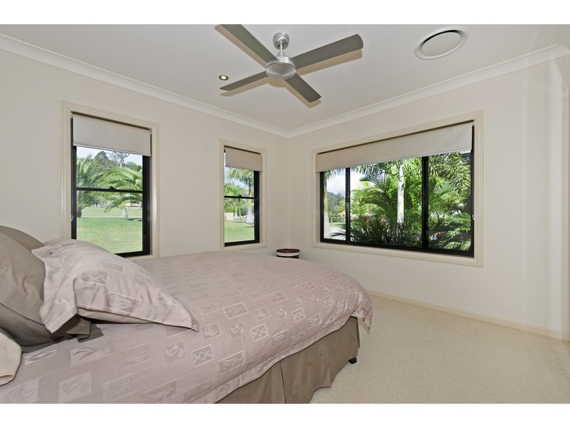 20 Waldorf Place, Maudsland QLD 4210