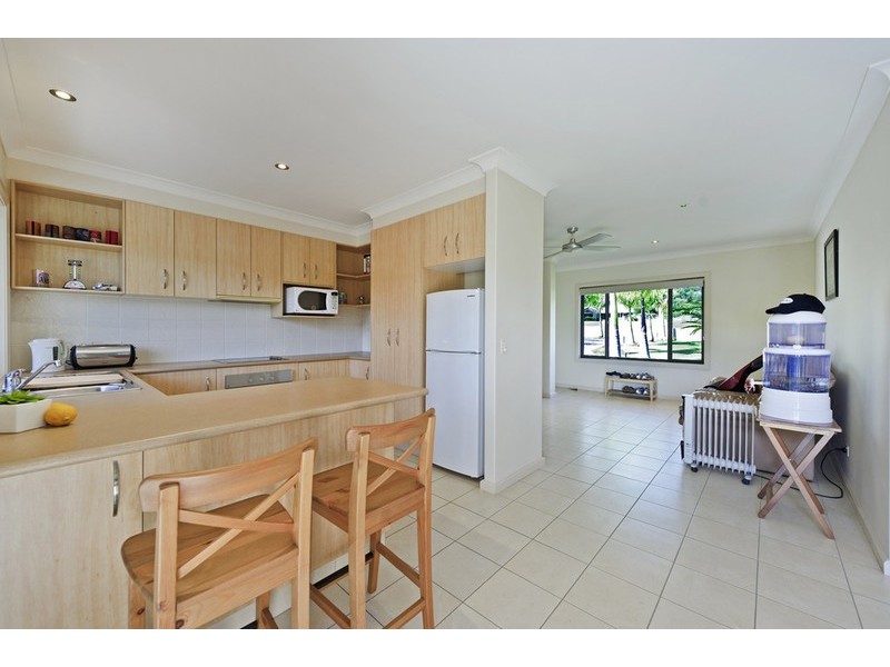 20 Waldorf Place, Maudsland QLD 4210