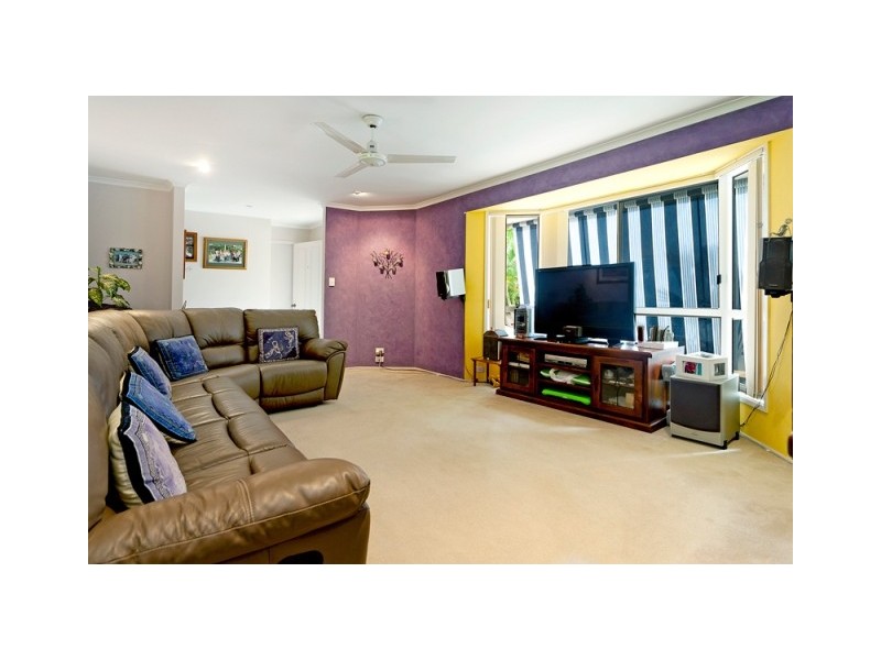 248 Mildura Drive, Helensvale QLD 4212