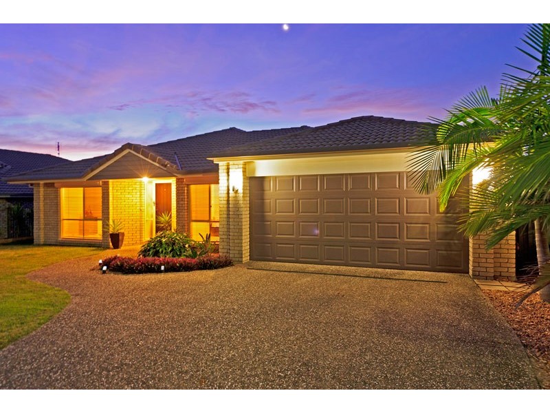 25 Beaumont Crescent, Pacific Pines QLD 4211