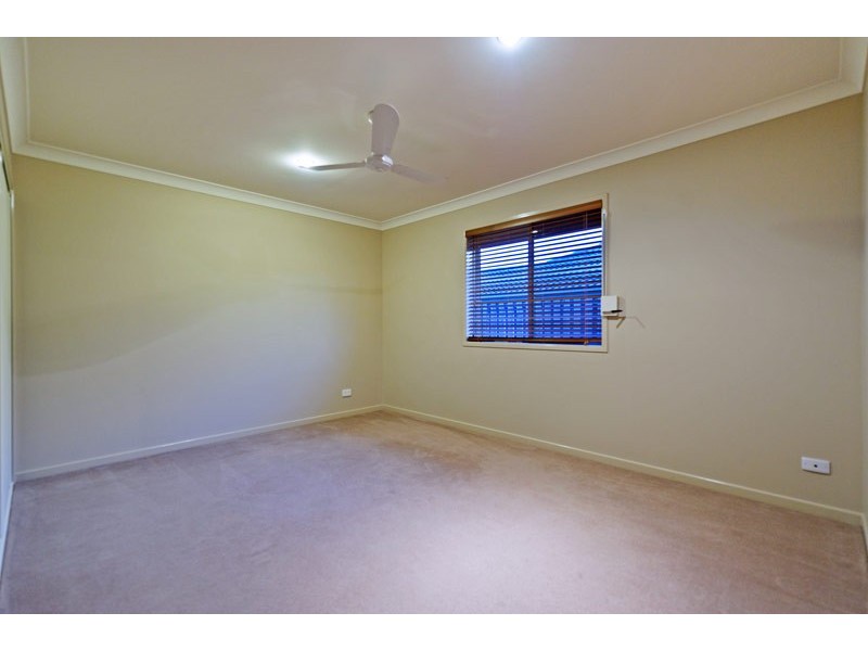 25 Beaumont Crescent, Pacific Pines QLD 4211