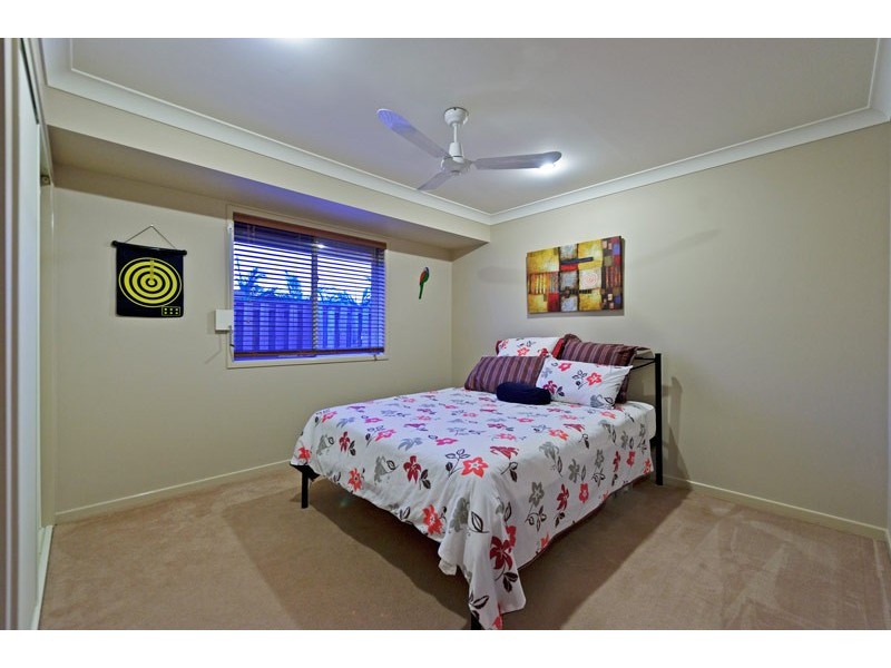 25 Beaumont Crescent, Pacific Pines QLD 4211