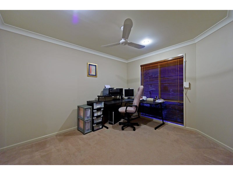 25 Beaumont Crescent, Pacific Pines QLD 4211