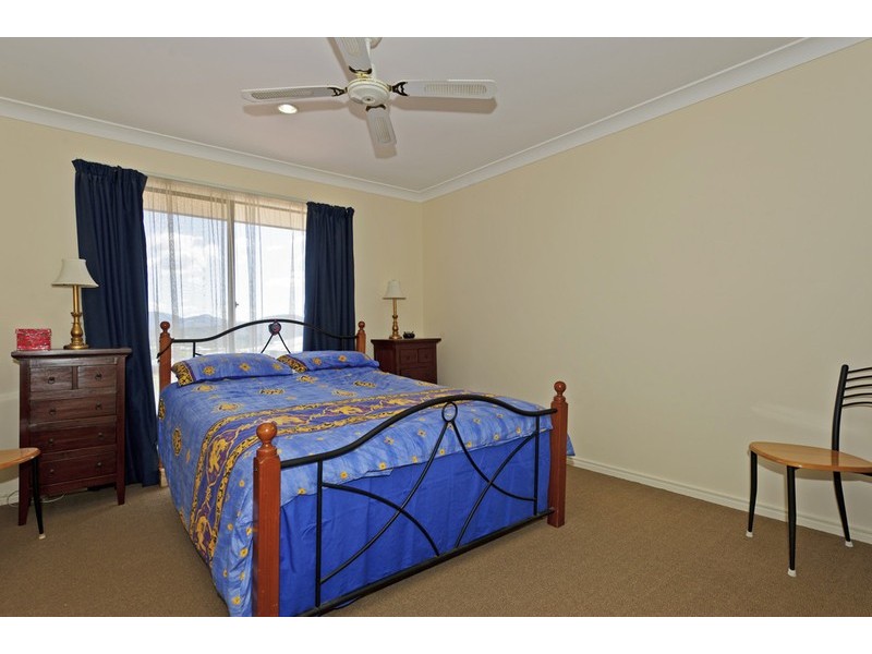 14 Angourie Crescent, Pacific Pines QLD 4211