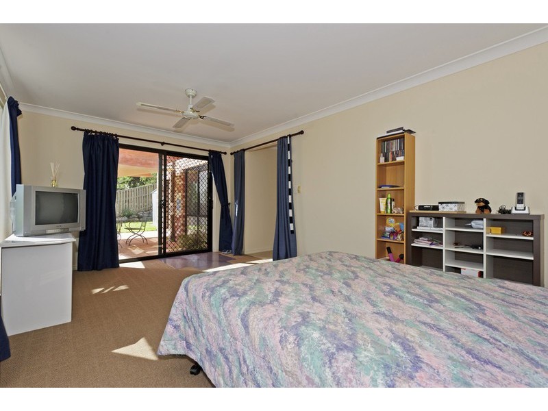14 Angourie Crescent, Pacific Pines QLD 4211